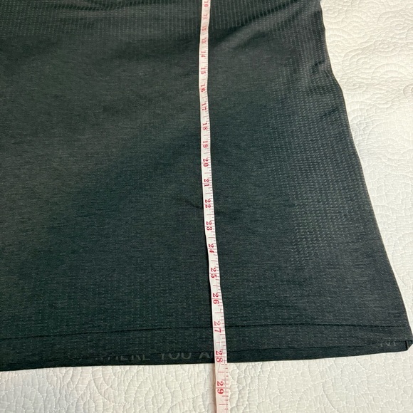 Lululemon Athletica Gray Short Sleeve Tee - Picture 6 of 6